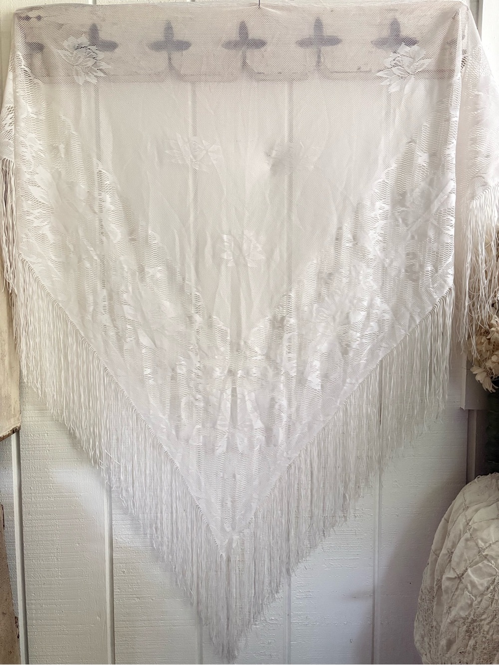 Vintage White Lace Floral Fringe Shawl Made in Japan XL